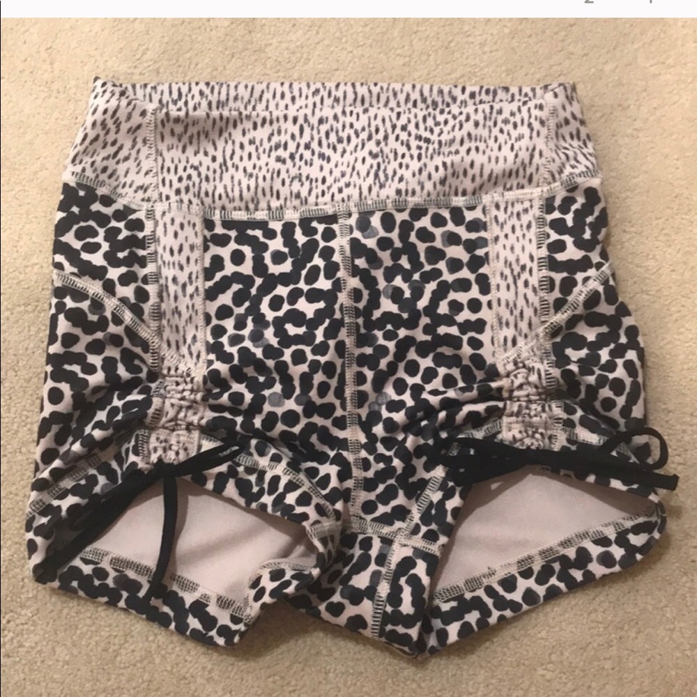 Lululemon high rise liberty shorts